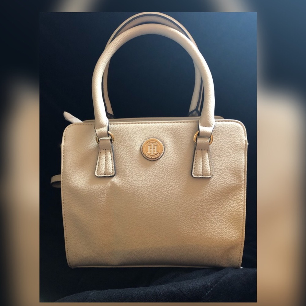 Tommy Hilfiger handbag
